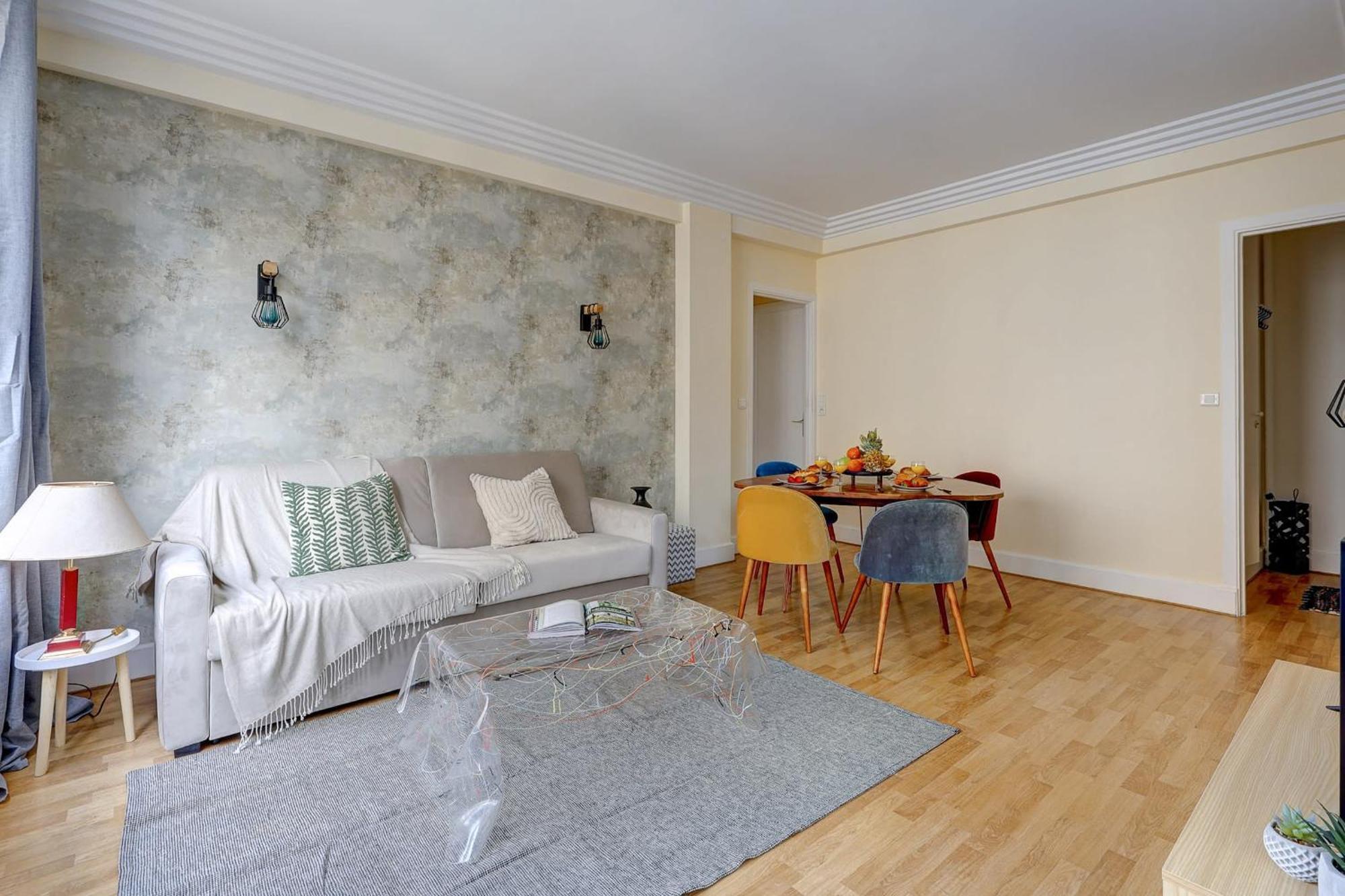Champ De Mars & Eiffel Tower - 1br - Cityapartmentstay Apartment Paris