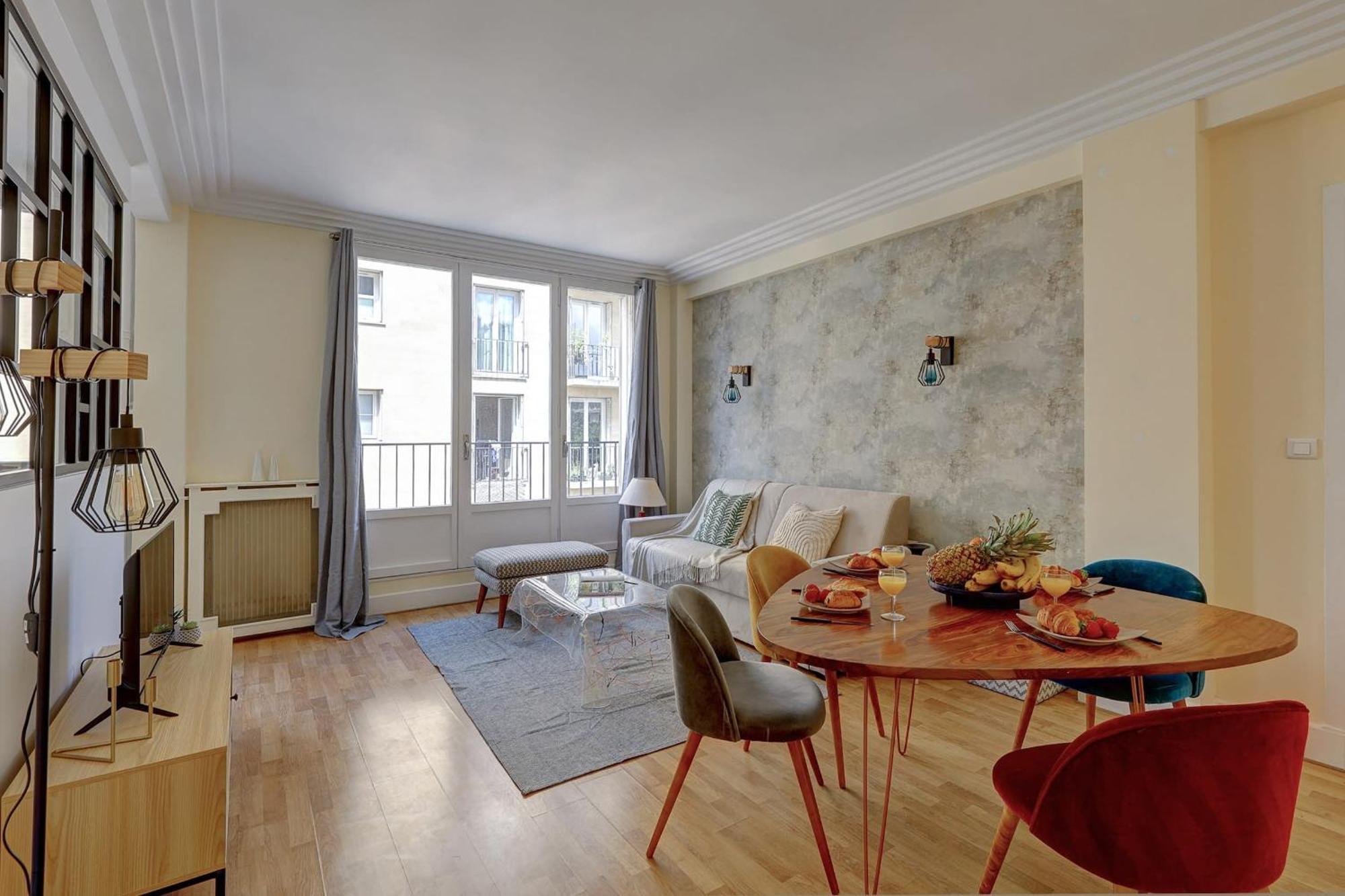 Apartment Champ De Mars & Eiffel Tower - 1br - Cityapartmentstay Paris
