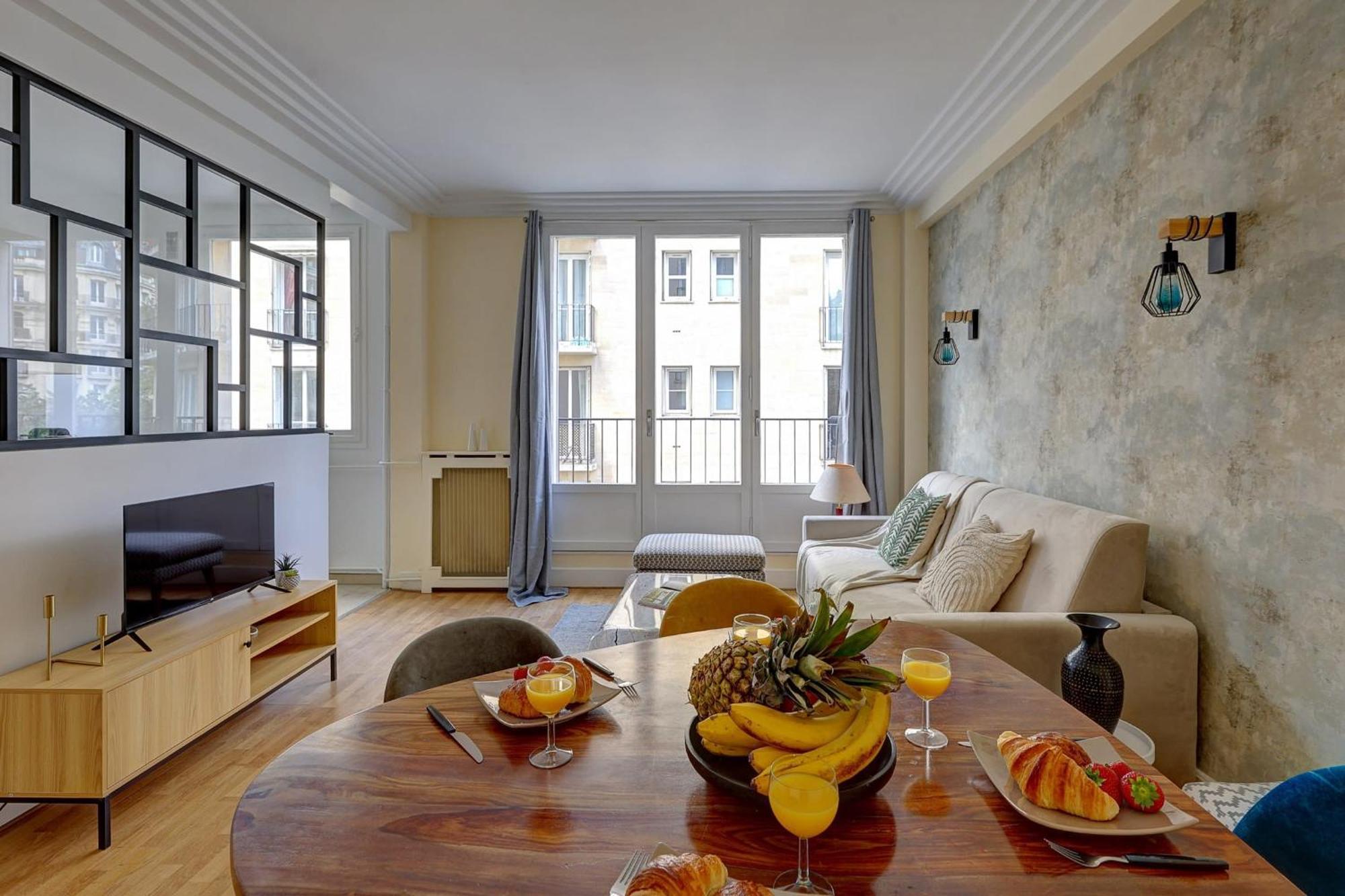 Champ De Mars & Eiffel Tower - 1br - Cityapartmentstay *