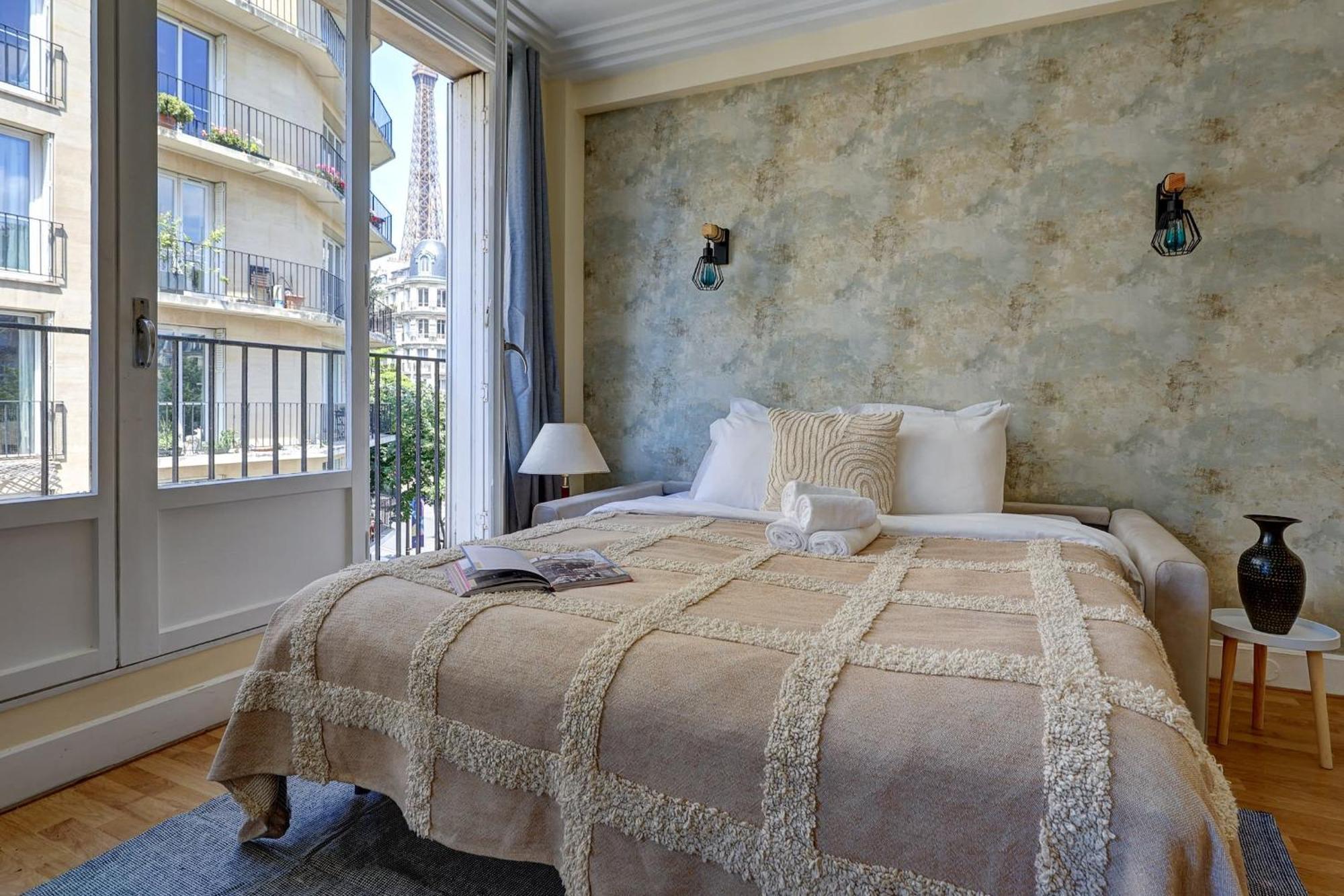 Champ De Mars & Eiffel Tower - 1br - Cityapartmentstay * Paris