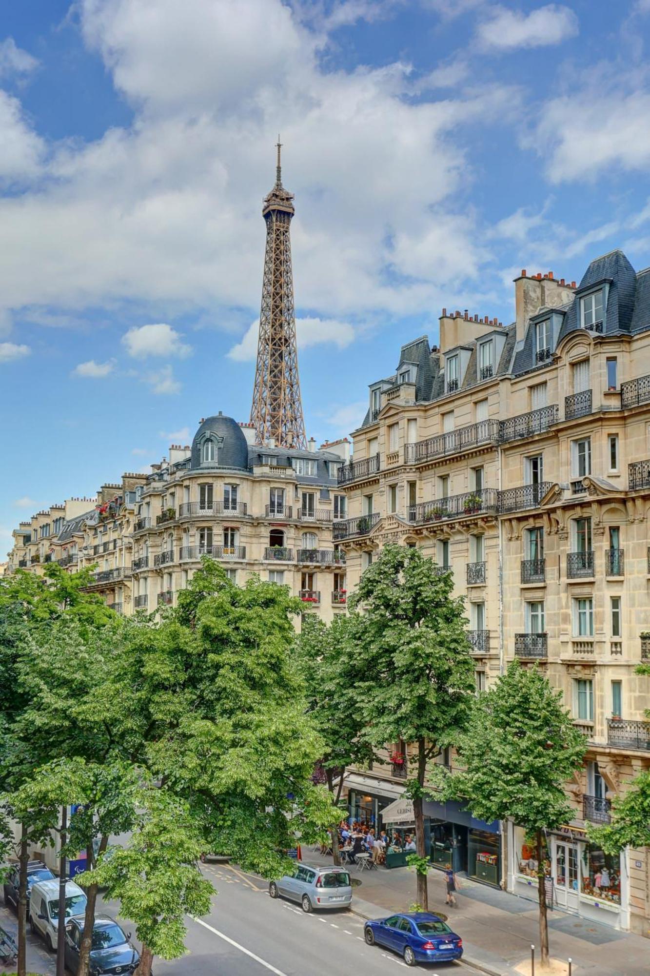 Champ De Mars & Eiffel Tower - 1br - Cityapartmentstay Apartment *