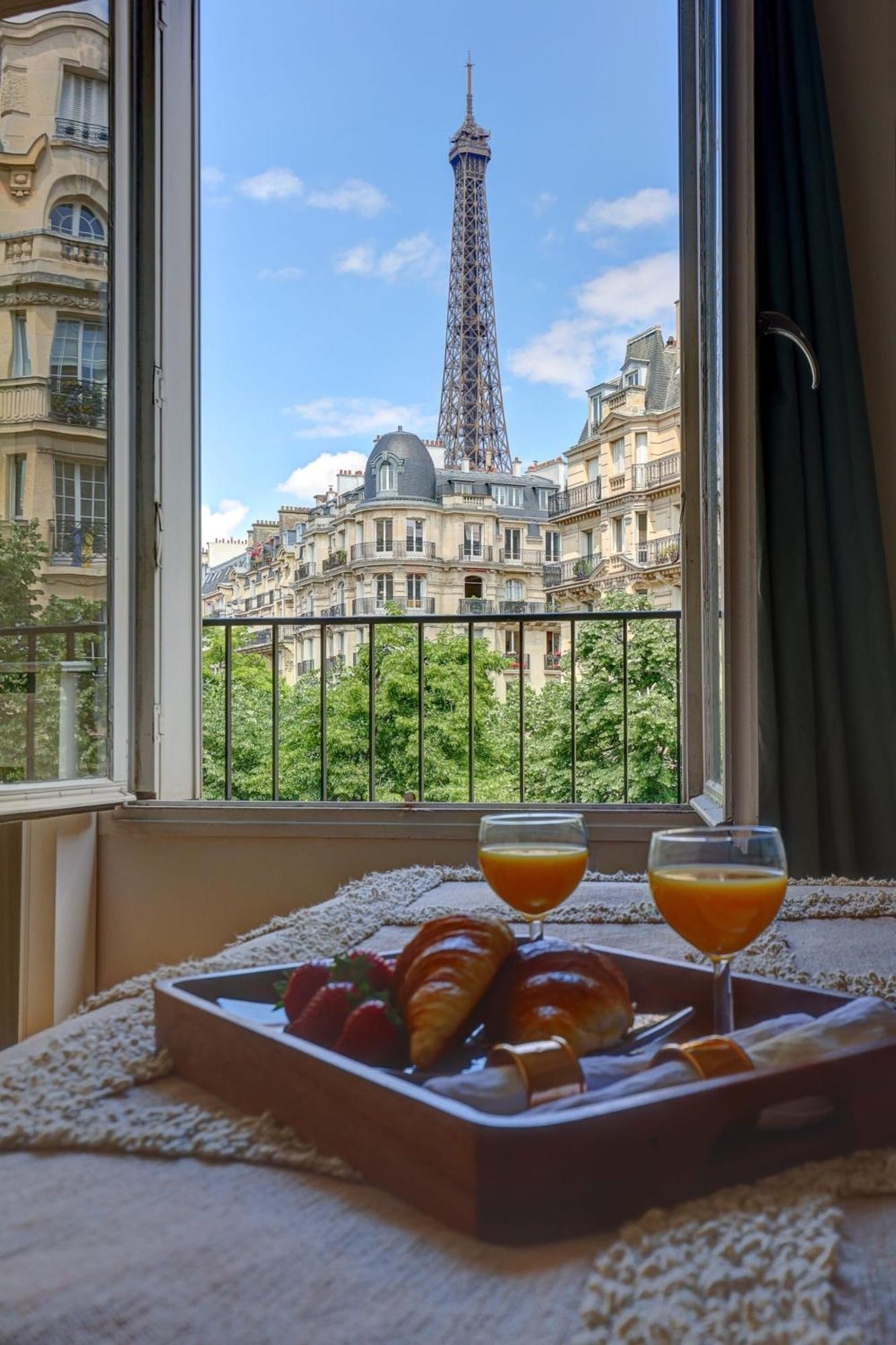 Apartment Champ De Mars & Eiffel Tower - 1br - Cityapartmentstay Paris